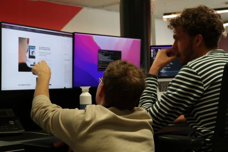 WordPress Jedi Luc en Daan werken samen met gebruik van het Lyfter WordPress Framework
